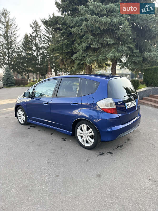 Хэтчбек Honda Jazz 2011 в Калиновке фото 3 Хэтчбек Honda Jazz 2011 в Калиновке