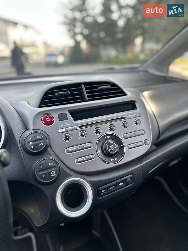 Хэтчбек Honda Jazz 2011 в Калиновке фото 18 Хэтчбек Honda Jazz 2011 в Калиновке