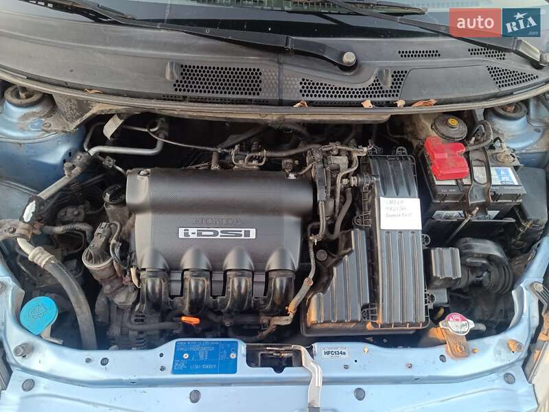 Хетчбек Honda Jazz 2004 в Стрию