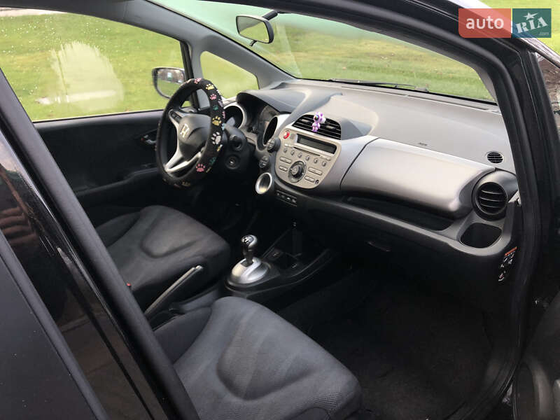 Хэтчбек Honda Jazz 2009 в Чернигове