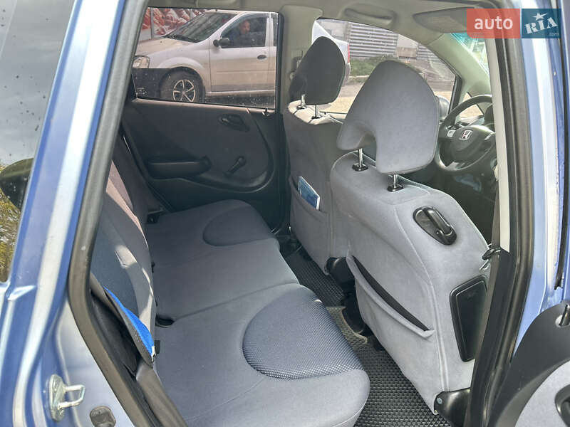 Хетчбек Honda Jazz 2002 в Дніпрі