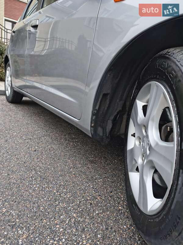 Хэтчбек Honda Jazz 2009 в Горишних Плавнях фото 17 Хэтчбек Honda Jazz 2009 в Горишних Плавнях