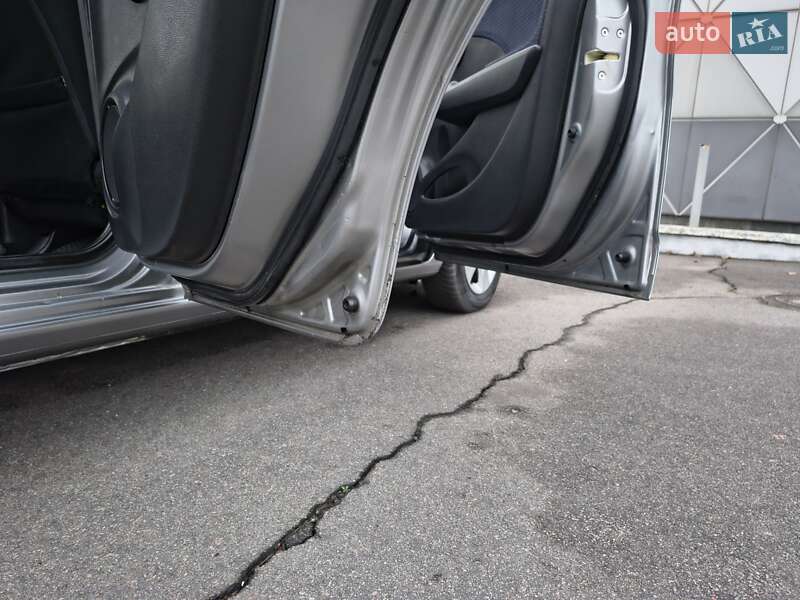 Хэтчбек Honda Jazz 2009 в Горишних Плавнях фото 29 Хэтчбек Honda Jazz 2009 в Горишних Плавнях