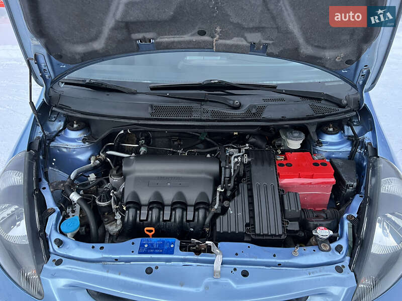 Хетчбек Honda Jazz 2002 в Черкасах фото 21 Хетчбек Honda Jazz 2002 в Черкасах