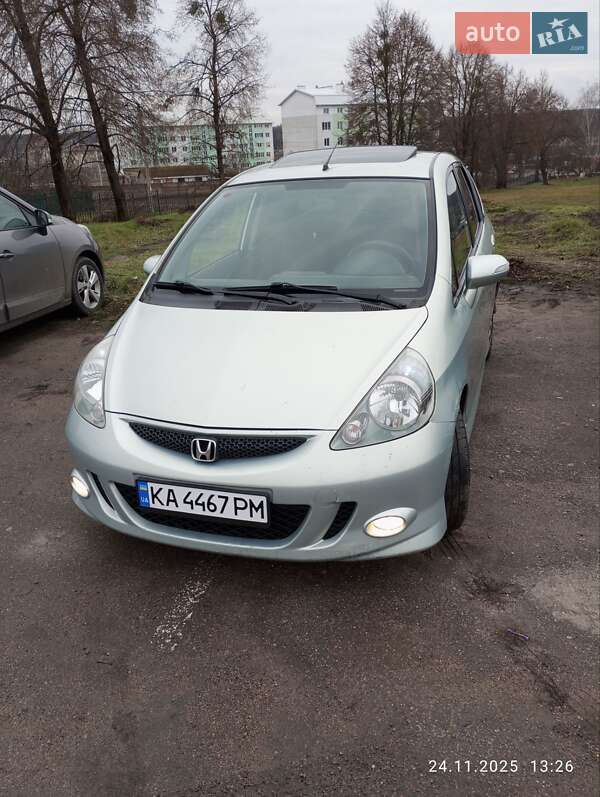 Хэтчбек Honda Jazz 2007 в Киеве