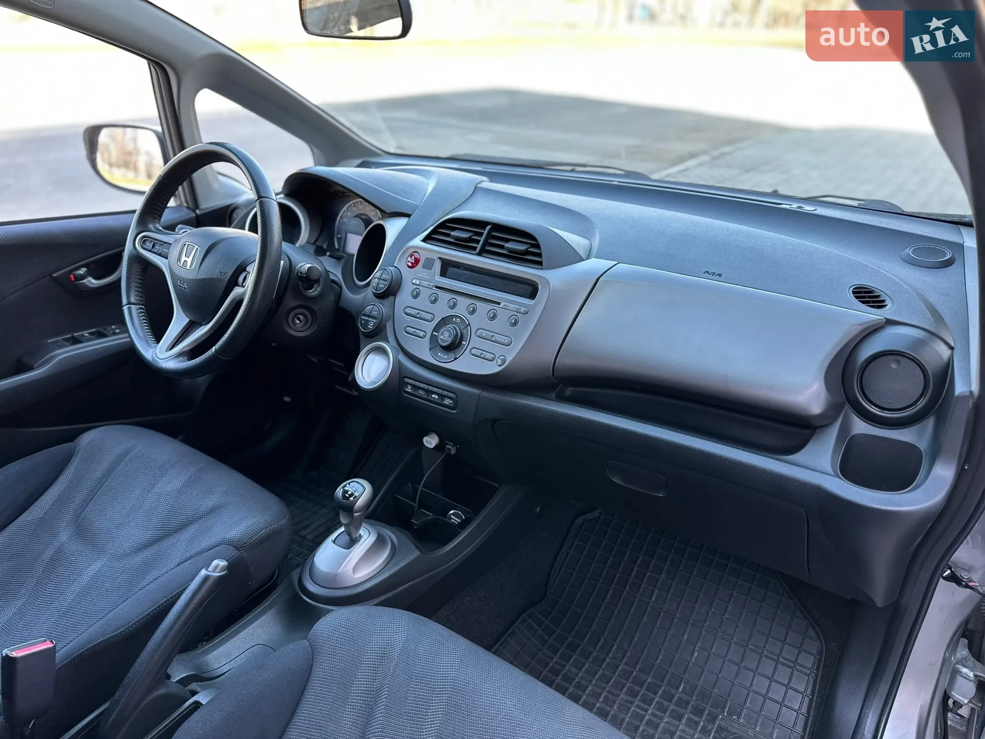 2010 Honda Jazz - мініатюра 23