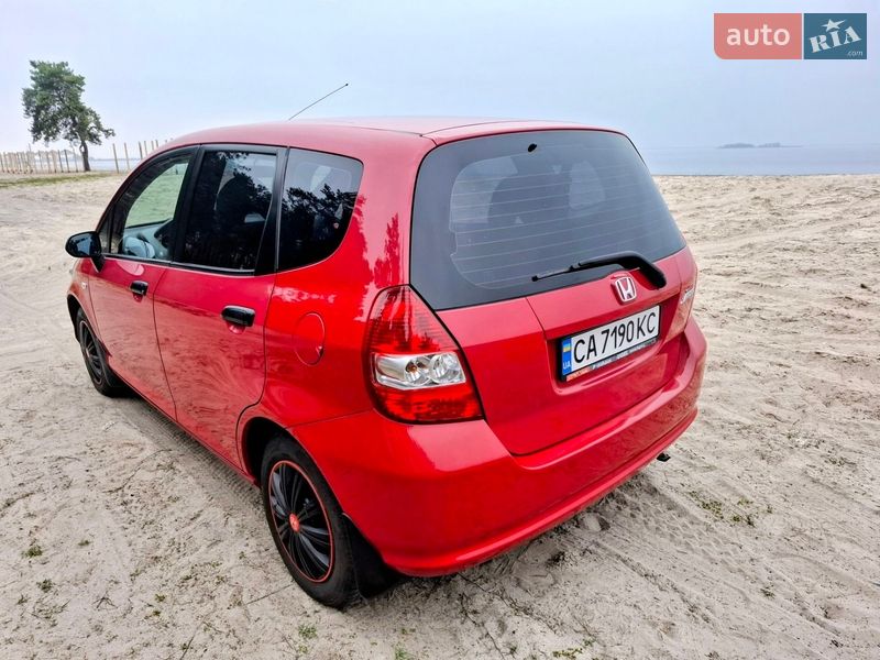 Хэтчбек Honda Jazz 2004 в Черкассах