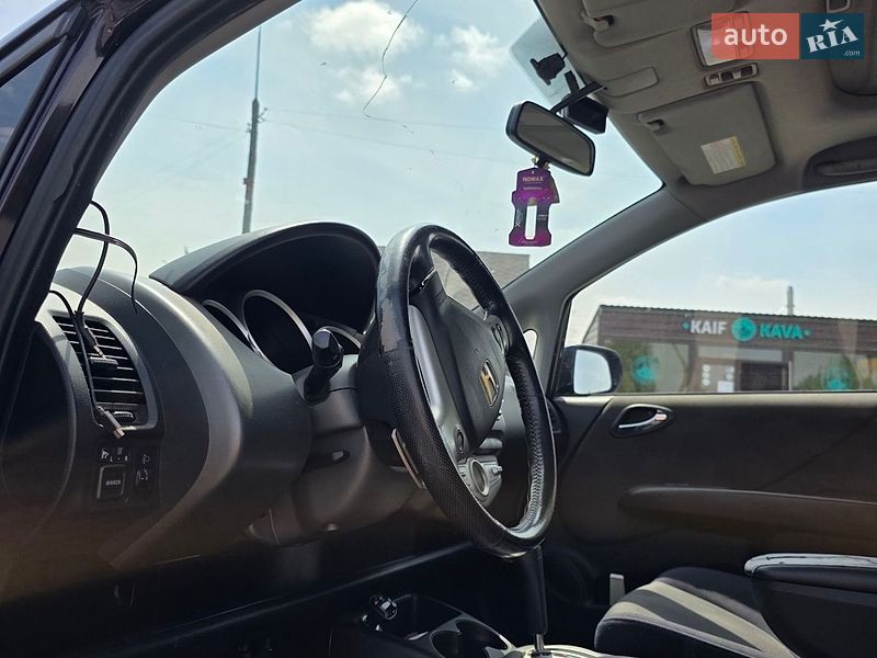 Хэтчбек Honda Jazz 2007 в Ильинцах