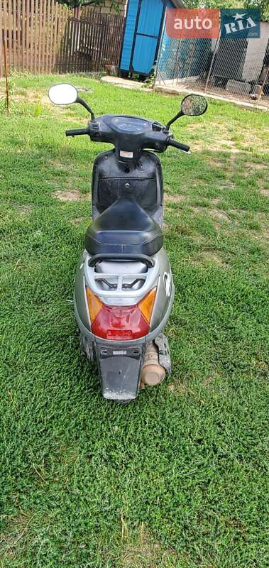Скутер Honda Lead 100 2001 в Новодністровську