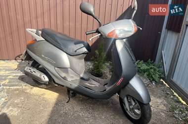 Скутер Honda Lead 100 2001 в Житомире
