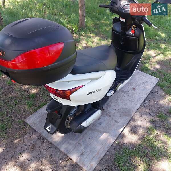 Скутер Honda Lead 110 JF-19 2012 в Первомайске