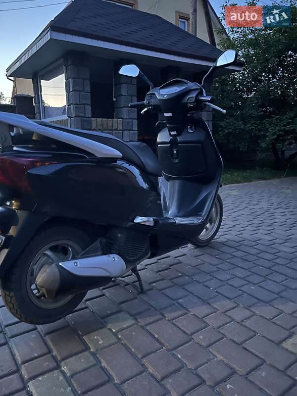Макси-скутер Honda Lead 110 JF-19 2012 в Сарнах фото 4 Макси-скутер Honda Lead 110 JF-19 2012 в Сарнах