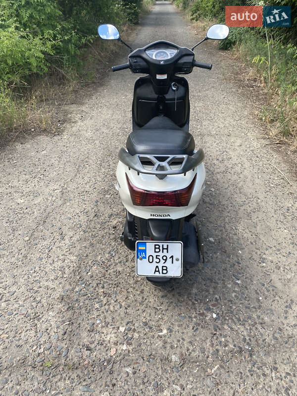 Макси-скутер Honda Lead 110 JF-19 2008 в Белгороде-Днестровском