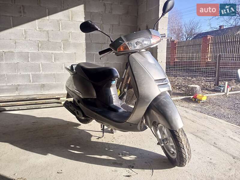 Скутер Honda Lead 50 AF 48 2002 в Володимирі