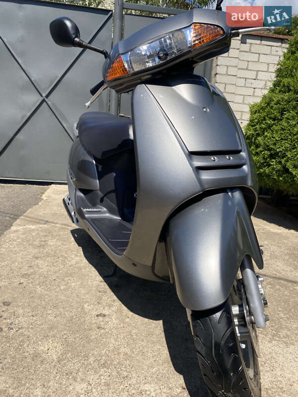 Мопеды Honda Lead 50 AF 48 2001 в Одессе