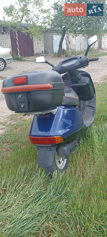 Мопеди Honda Lead 90 1999 в Южноукраїнську