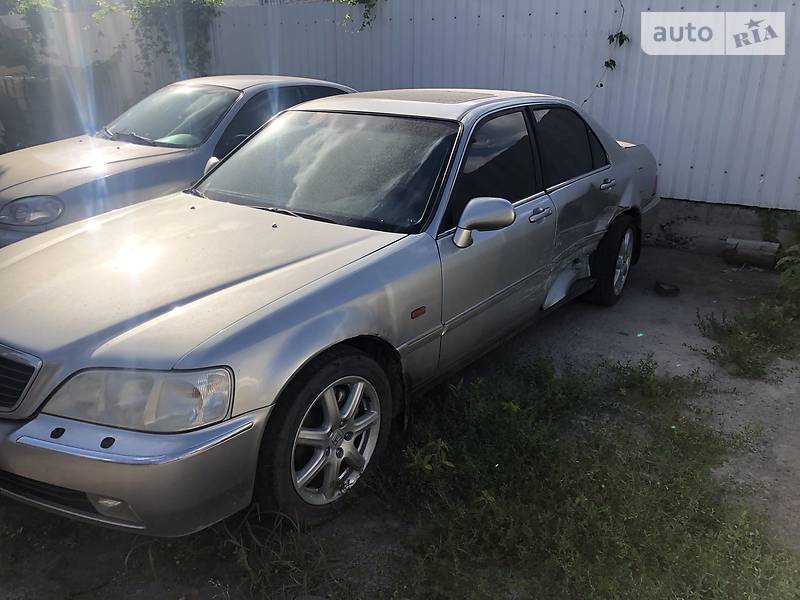 Седан Honda Legend 2000 в Полтаве