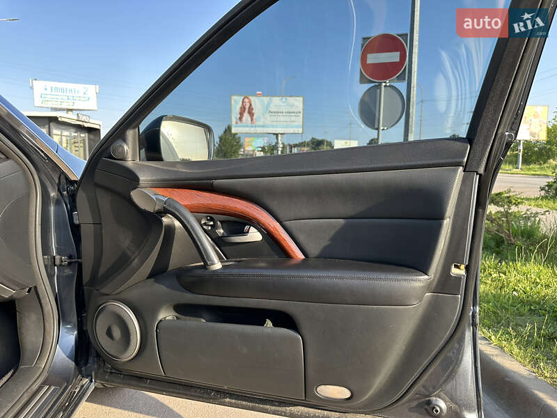 Седан Honda Legend 2006 в Ужгороде