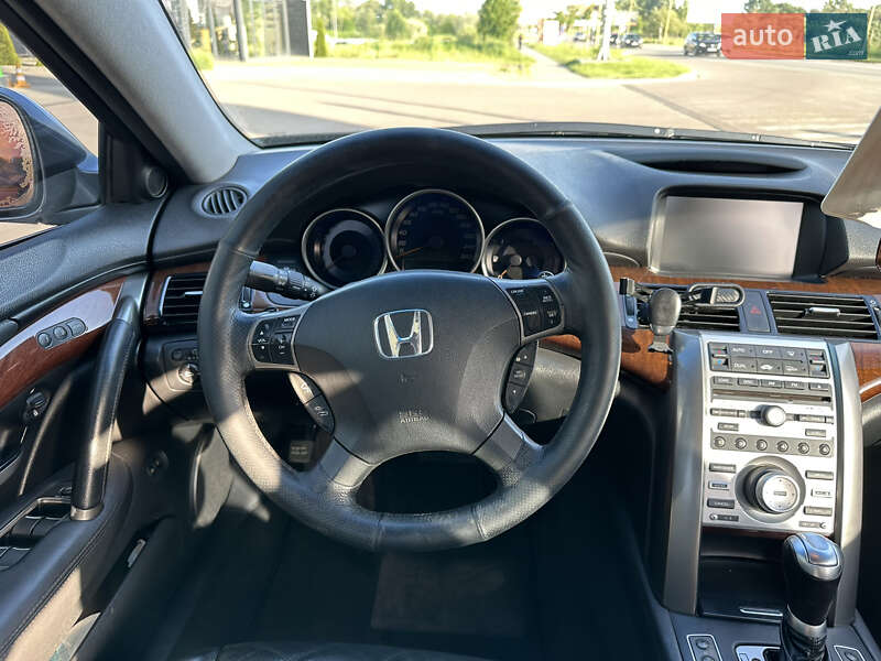 Седан Honda Legend 2006 в Ужгороде