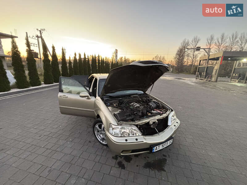 Седан Honda Legend 1999 в Ивано-Франковске