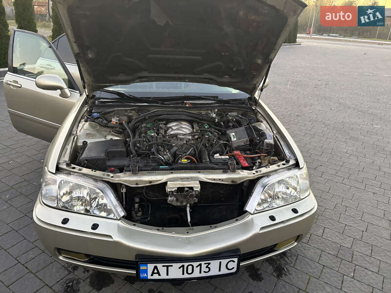 Седан Honda Legend 1999 в Ивано-Франковске