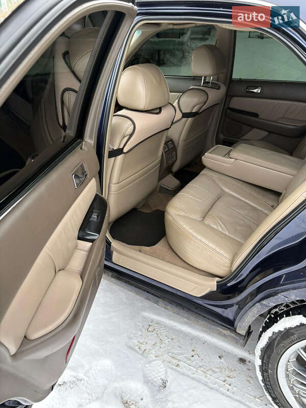 Седан Honda Legend 2000 в Киеве