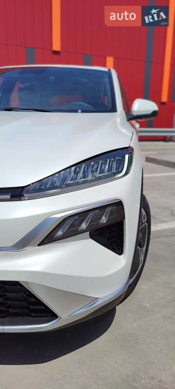 Внедорожник / Кроссовер Honda M-NV 2023 в Киеве