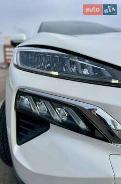 Позашляховик / Кросовер Honda M-NV 2020 в 