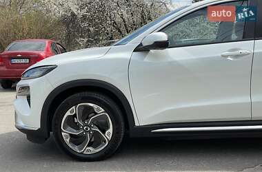 Позашляховик / Кросовер Honda M-NV 2024 в 