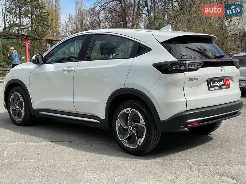 Позашляховик / Кросовер Honda M-NV 2024 в Києві