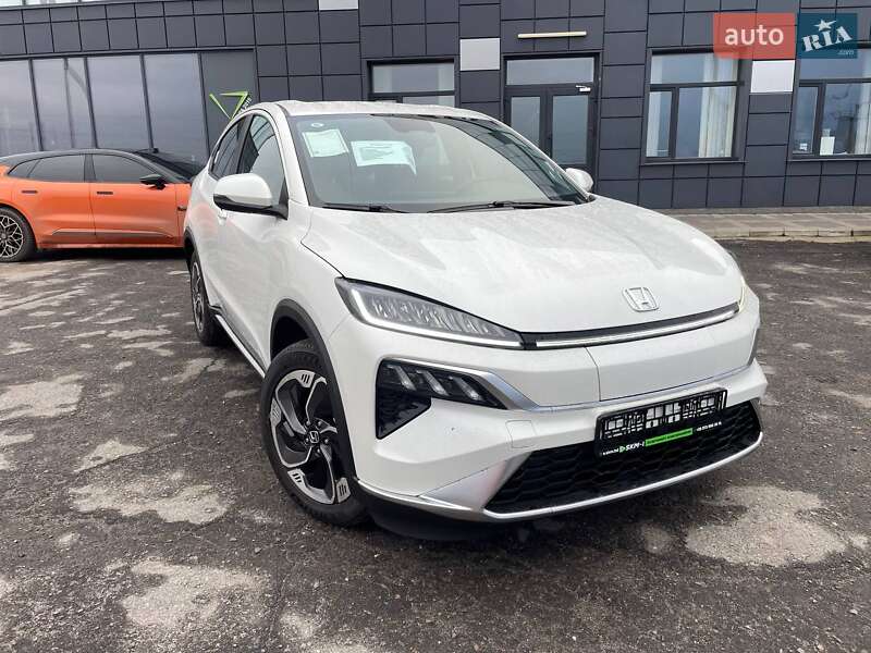 Honda M-NV 2024