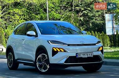 Внедорожник / Кроссовер Honda M-NV 2023 в 