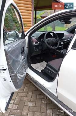Внедорожник / Кроссовер Honda M-NV 2024 в Тячеве