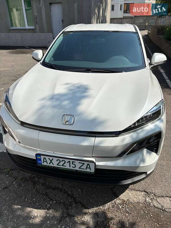 Honda M-NV 2021