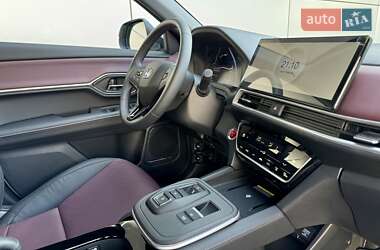 Внедорожник / Кроссовер Honda M-NV 2024 в 