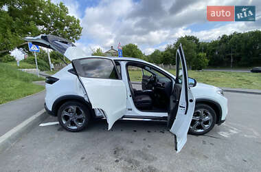 Внедорожник / Кроссовер Honda M-NV 2022 в 