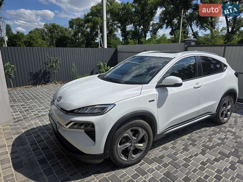 Внедорожник / Кроссовер Honda M-NV 2022 в Борисполе