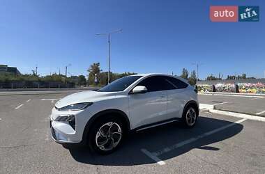 Позашляховик / Кросовер Honda M-NV 2023 в 