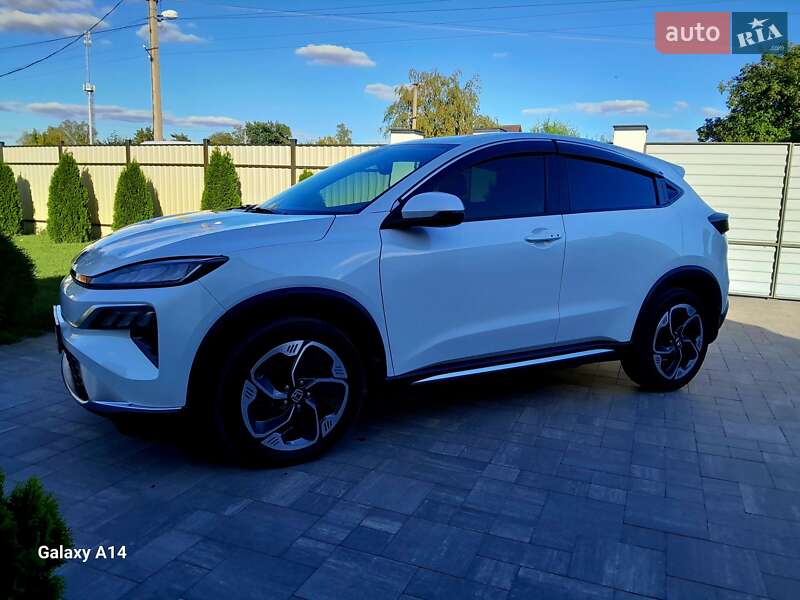 Позашляховик / Кросовер Honda M-NV 2023 в Охтирці
