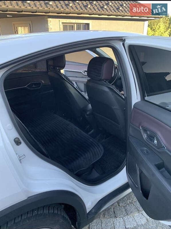 Внедорожник / Кроссовер Honda M-NV 2023 в Монастырище