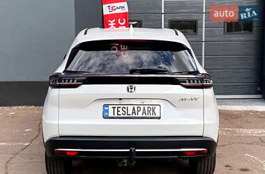 Позашляховик / Кросовер Honda M-NV 2023 в 