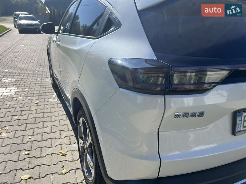 Позашляховик / Кросовер Honda M-NV 2021 в Кіцмані