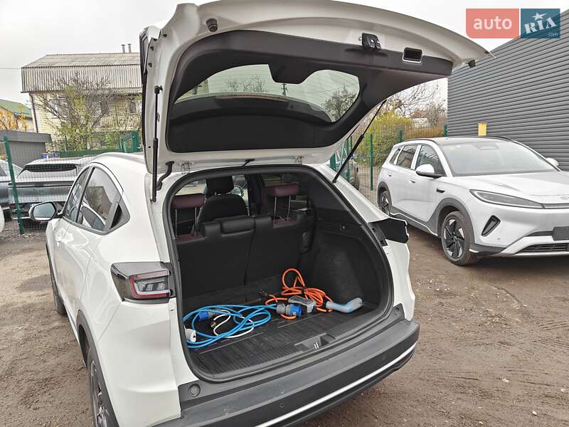 Внедорожник / Кроссовер Honda M-NV 2023 в Киеве