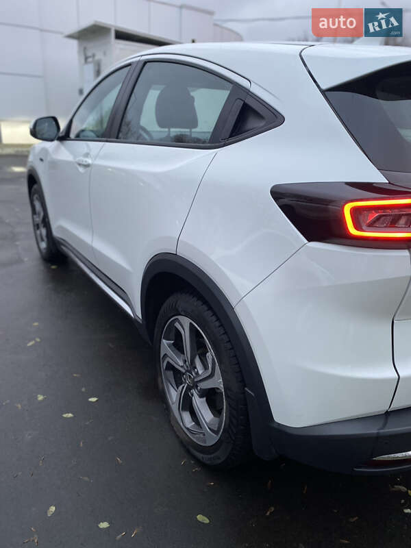 Внедорожник / Кроссовер Honda M-NV 2023 в Полтаве