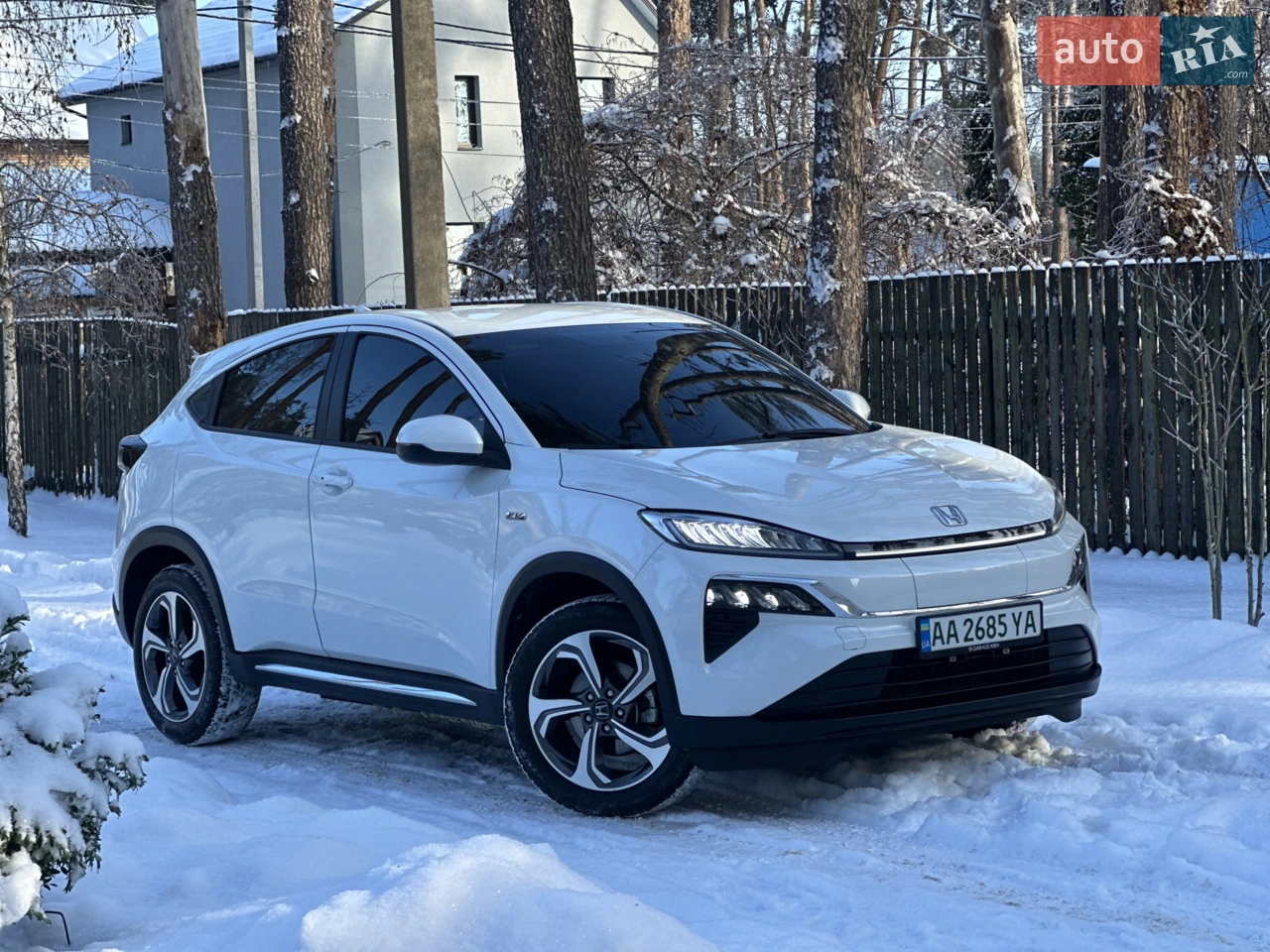 Стан нового автомобіля, частково в салоні ще в плівці.
Додатково:вся затонованоа та зроблено шумоізоляцію.
НЕ БИТА НЕ ФАРБОВАНА ЖОДНА ДЕТАЛЬ ЗА
КУЗОВОМ, зокрема і бампери. У РАЗІ МОГО ОБМАНУ, ГРОШІ ПОТРАЧЕНІ НА БЕНЗИН І СТО БУДУТЬ ВІДШКОДОВАНО. (БУДЬ-ЯКЕ СТО, ПРИЛАДИ,
МАЙСТРИ!!!
Нова зимова гума!!!!!!
Уся обслужена!!! За ходовою жодного зауваження та по Електроніці ! будете задоволені та здивовані станом автомобіля.
Наполегливе прохання !!!....!автосалони,
майданчики, не телефонуйте і не пишіть!!!!