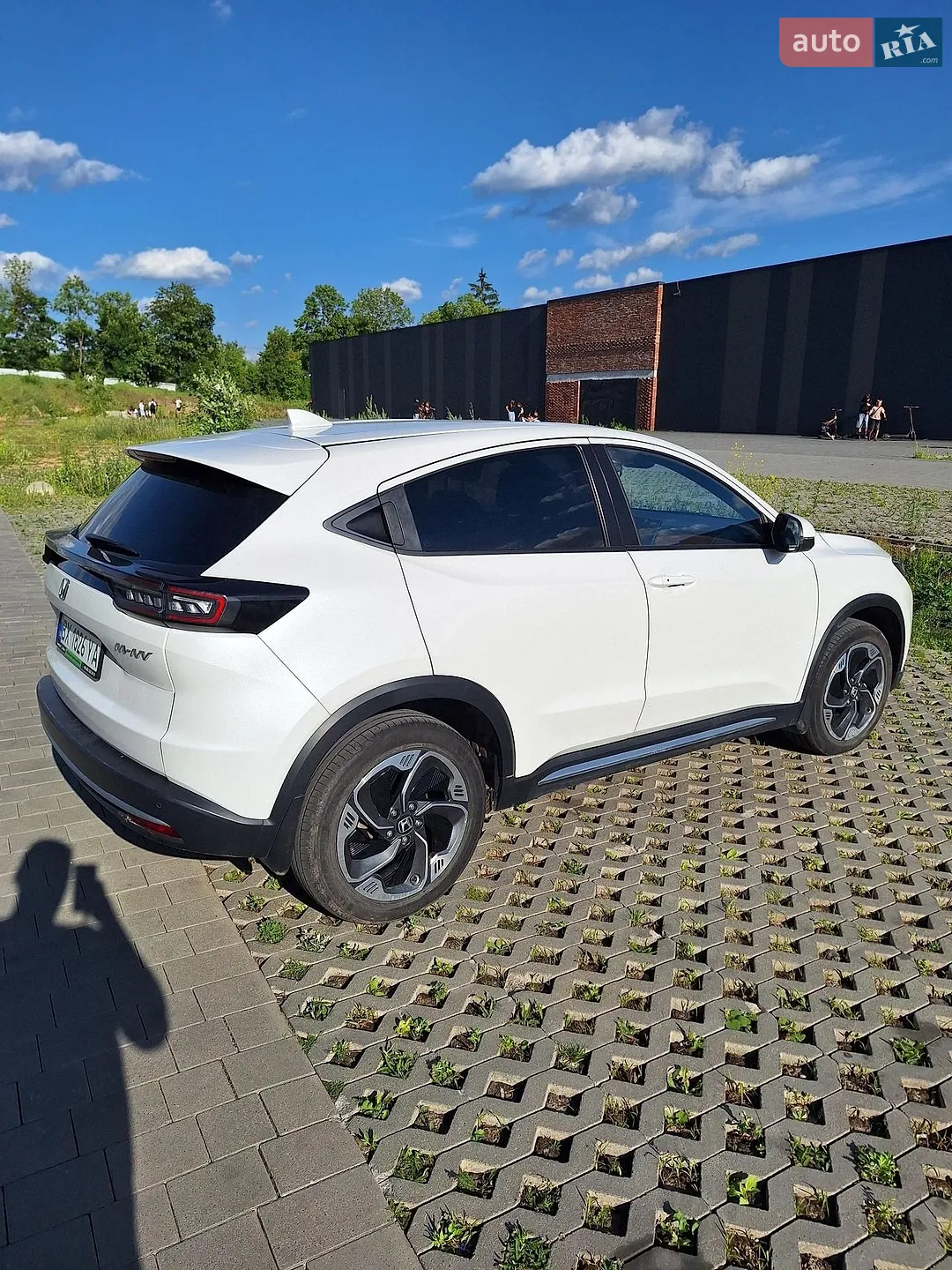Honda M-NV 2023 VIN LVHDH2869P5001538 фото оголошення 2 з 10
