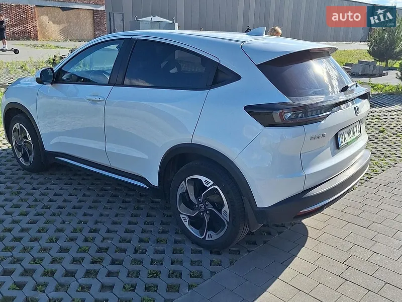 Honda M-NV 2023 VIN LVHDH2869P5001538 фото оголошення 5 з 40