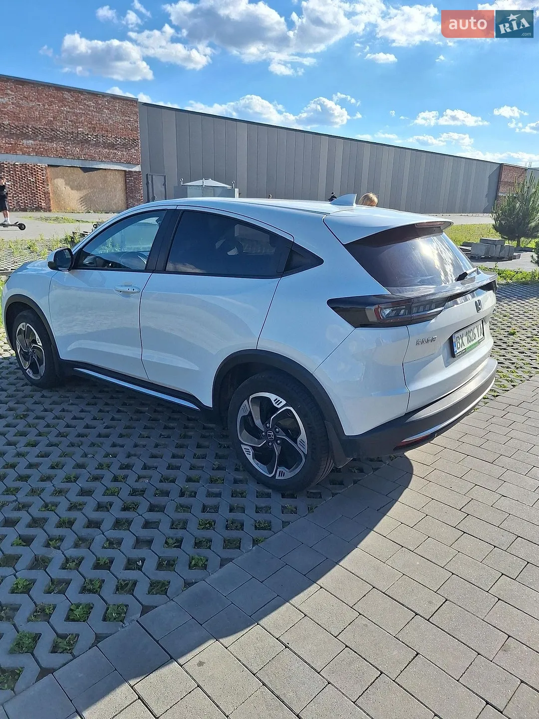 Honda M-NV 2023 VIN LVHDH2869P5001538 фото оголошення 5 з 10