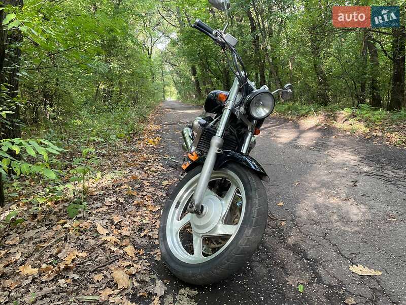 Боббер Honda Magna 250 2003 в Новомосковске