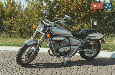 Мотоцикл Круизер Honda Magna 250 2001 в  фото 2 Мотоцикл Круизер Honda Magna 250 2001 в